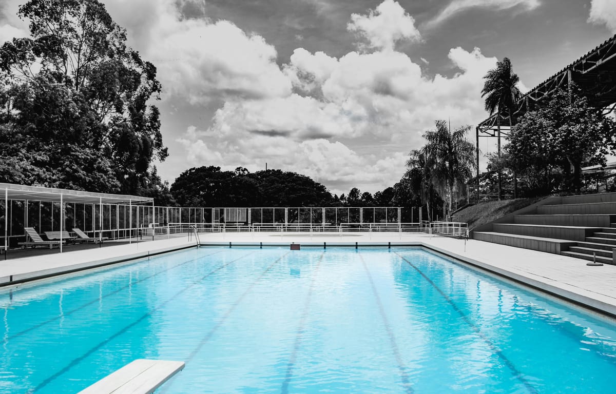 How to Showcase Your Pool Business Projects